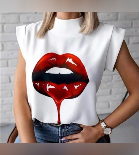 חולצה שפתון