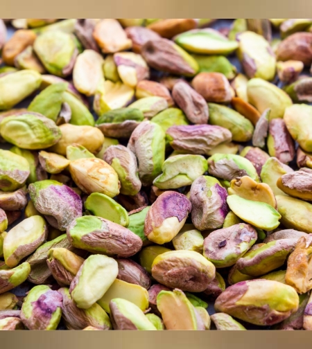 פיסטוק טבעי קלוף