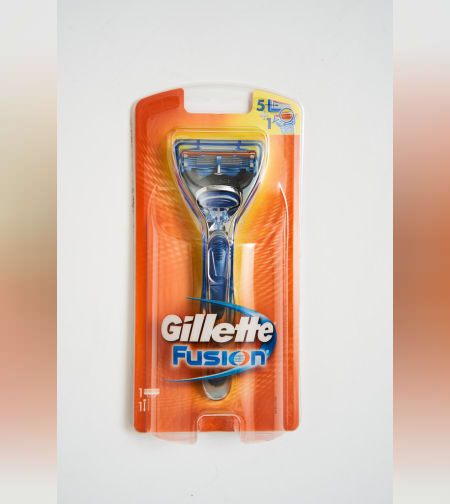 מכשיר + 1 סכין גילוח ג'ילט פיוז'ן - Gillette