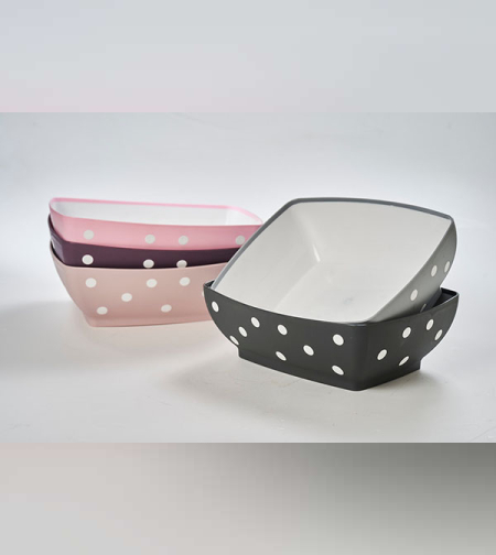 קערת פלסטיק מנוקדת מלבנית 2.5 ליטר