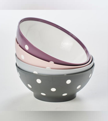 קערת פלסטיק מנוקדת 0.75 ליטר