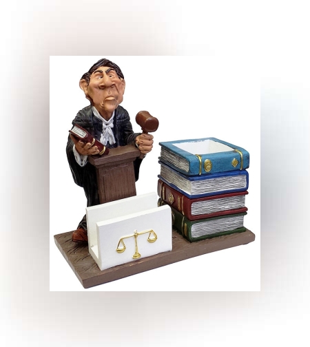 מעמד פסל עורך-דין עם כוס לעטים ומעמד כרט' ביקור