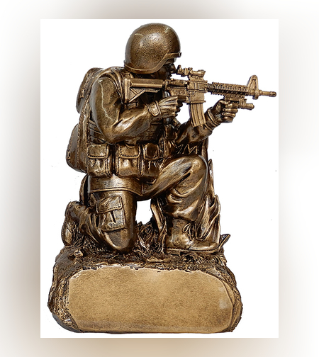 מגן הוקרה / פסל חייל לוחם 