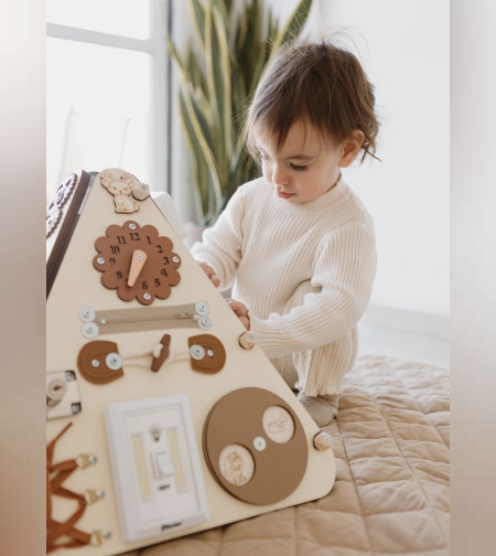 פירמידת הקסם דגם Woody