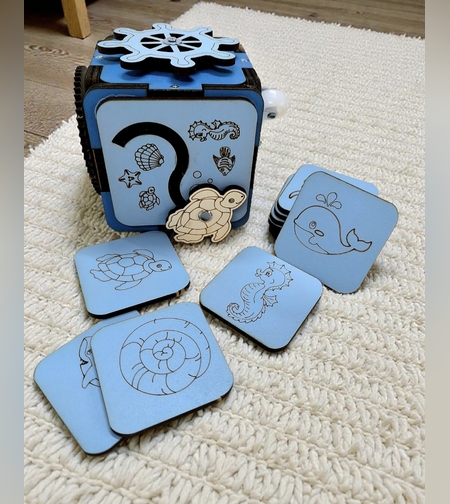 מארז האוקיינוס - קובייה כחולה + משחק זיכרון