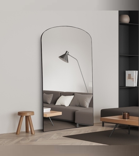 מראה חצי מעוגלת בצבע שחור