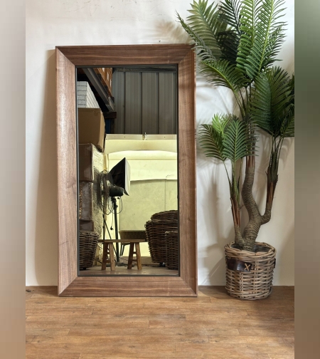 מראה קלאסה אגוז