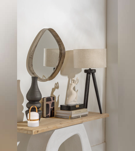 מראה ליבינג במיסגור מתכת בגוון טבעי