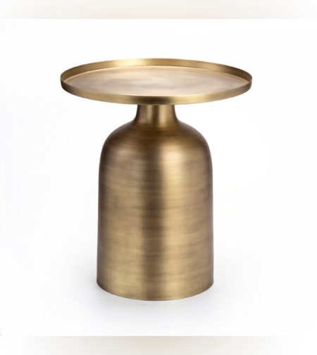 שולחן בודד בראס