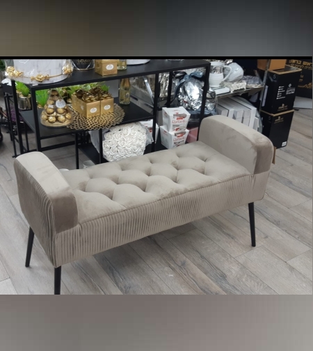 הדום קטיפה במבחר צבעים