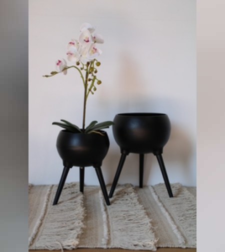 סט אדניות שחורות