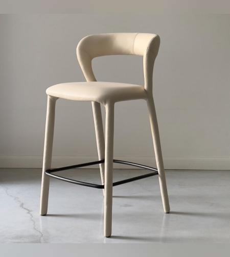 כסא בר מרופד דגם טיטי