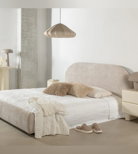 מיטה קלואי קווין סייז בגוון בהיר