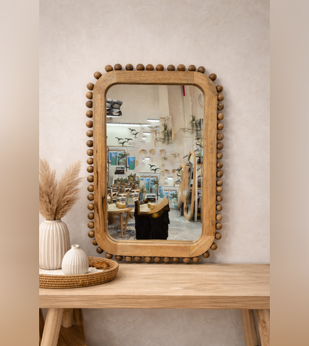 מראה מלבנית מעץ עם מסגרת חרוזים