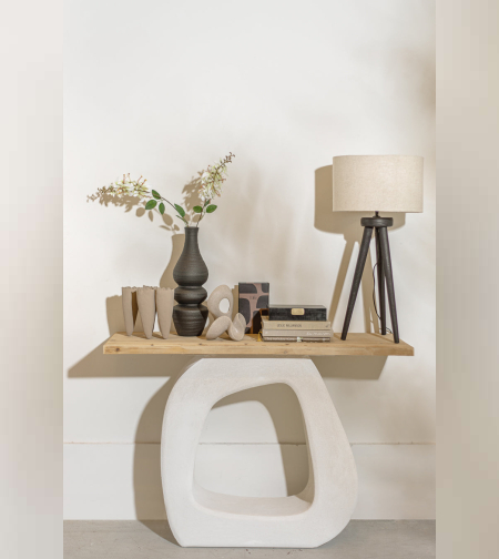 קונסולה גולד קוסט בצבע בז'.