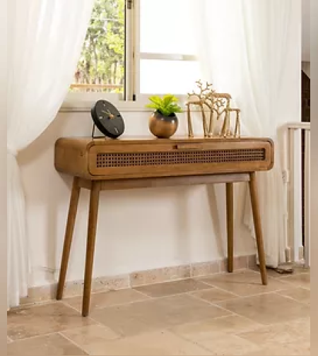 קונסולה מוהבי