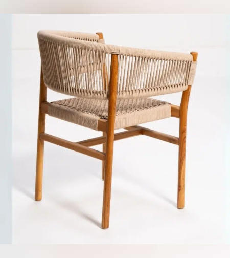 Cairo כסא אוכל מעץ טיק ואריגה סינטטית