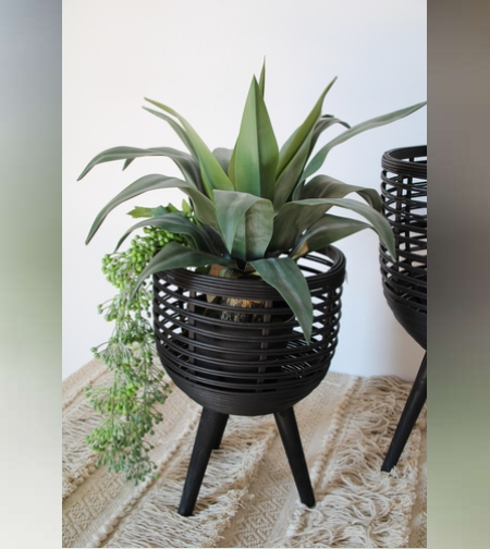 סט אדניות שחורות במבוק