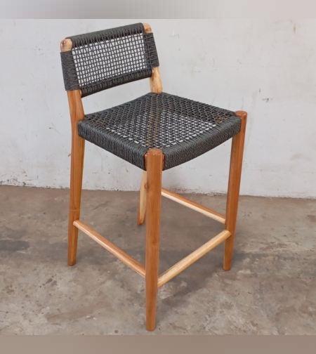 New Lawas כסא בר ראטן סינטטי שחור