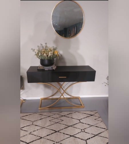 קונסולה שחורה 1.20 רגלי זהב