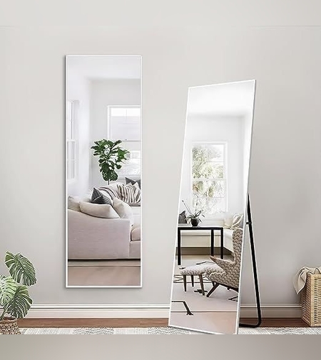 מראת גוף לבנה לתלייה או להעמדה