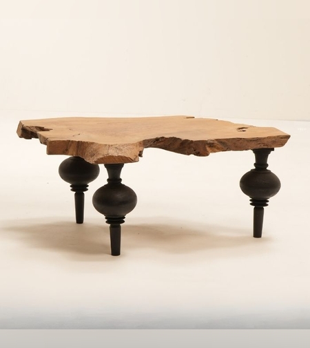 Essence שולחן סלון שורש עץ טיק