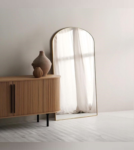 מראה חצי מעוגלת זהב 80/180 ס”מ – T.M.M