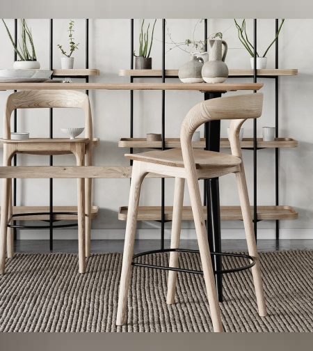 כסא בר גורדן בצבע טבעי