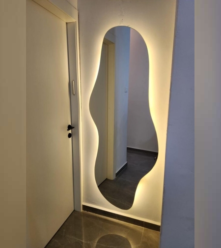 מראה אמורפית עם לד-180/70