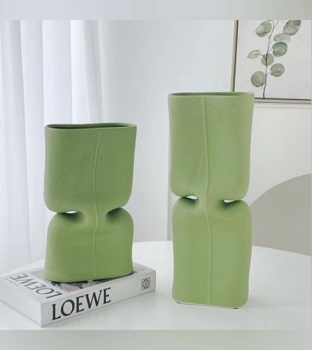 ווזה מעוצבת בצבע ירוק 30*18