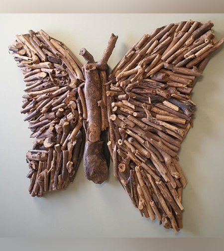 מתלה לקיר בצורת פרפר