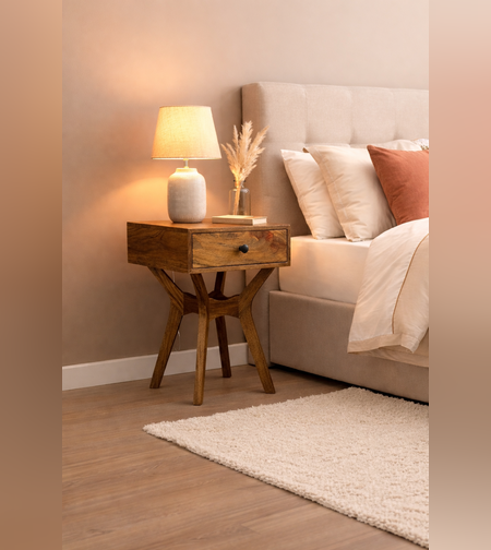 שידת לילה מעוצבת מעץ טבעי – דגם 7922