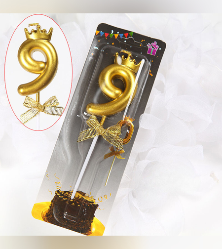 נר מספר זהב עם כתר - 9