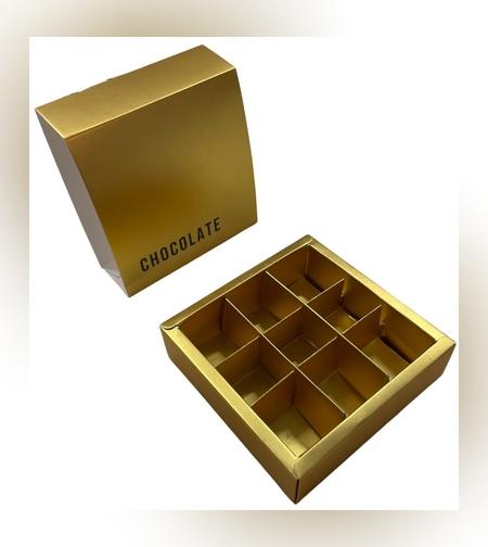 קופסא לפרלינים - זהב