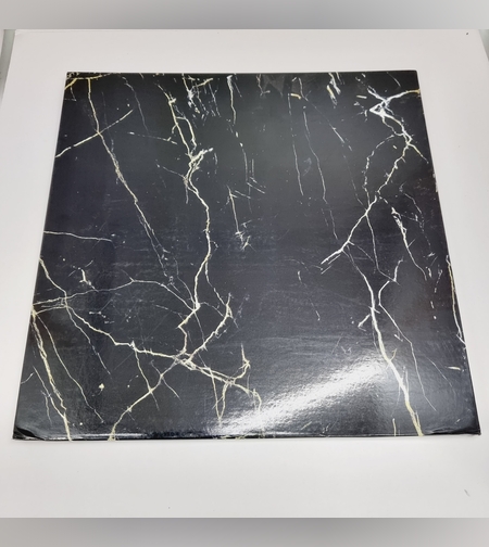 תחתית לעוגה ריבוע שיש שחור 1 ס'מ 34*34 ס'מ, 116BBC