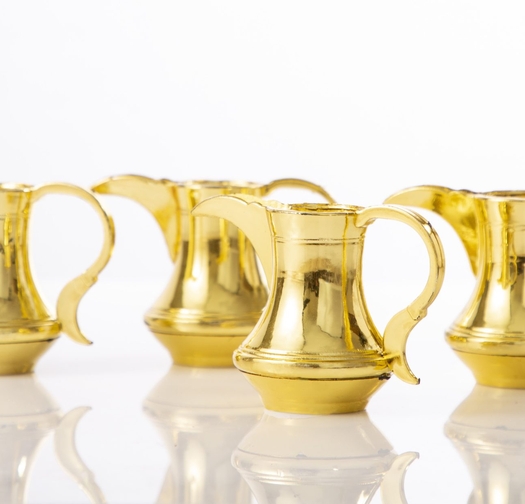 כד שמן קטן מפלסטיק