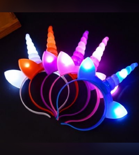 קשת חד קרן עם אור