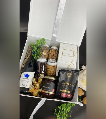 מארז פסח עם הקדשה