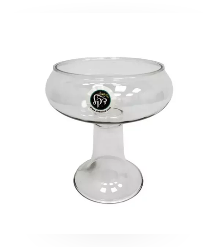 קערה פלסטיק על רגל