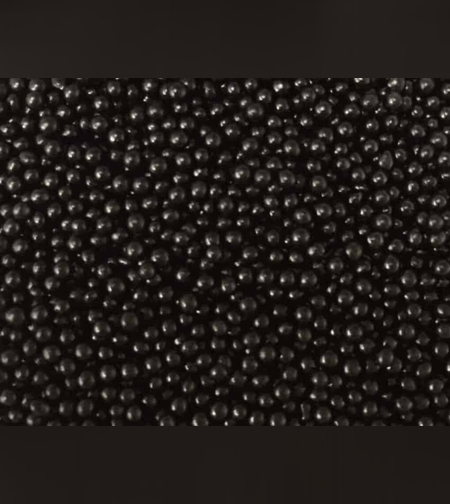 חרוזי סוכר שחור 80 גר'