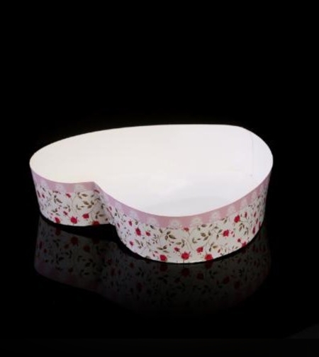 תבנית לב גדול בתפזורת