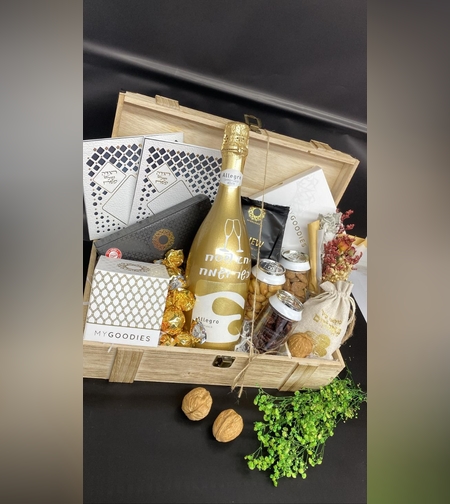 מזוודת עץ שמפנייה