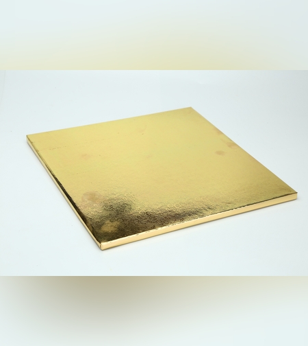 115G - תחתית לעוגה ריבוע זהב 1 0'מ 34*34
