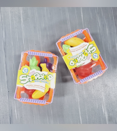 סלסלה+פירות צעצוע