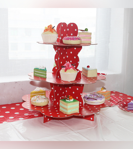 סטנד לקפקייק 3 קומות אדום נקודות לבן