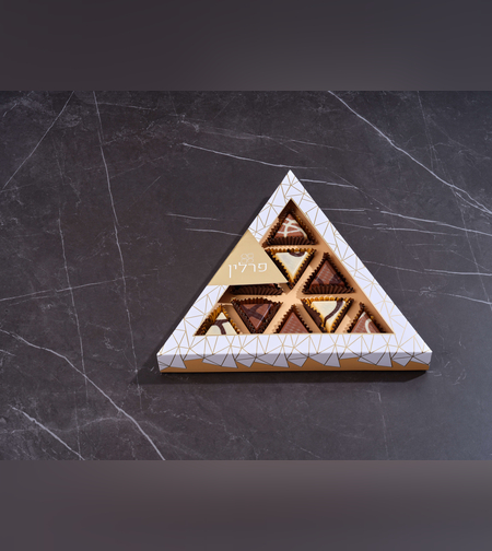 פרלין משולש 9