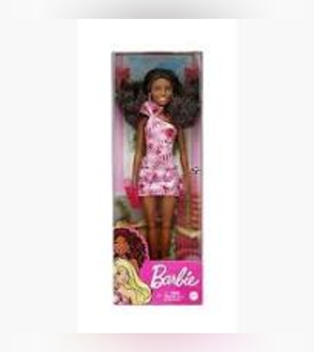 دمية باربي  BARBIE