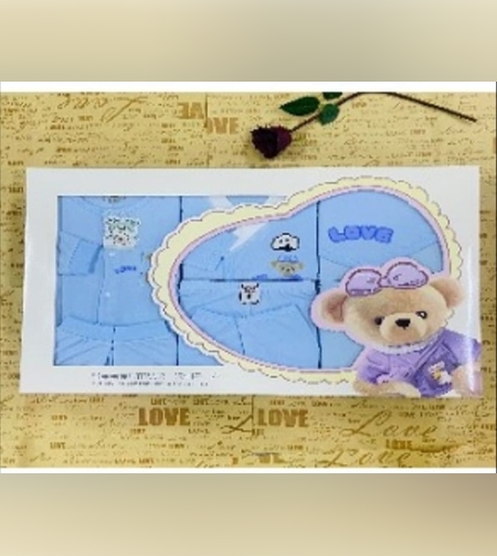 طقم هدية للمولود