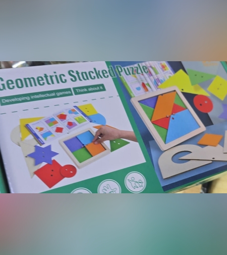 لعبة ألغاز مطابقة خشبية