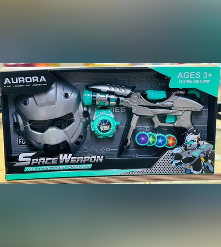 فرد اصوات مع قناع